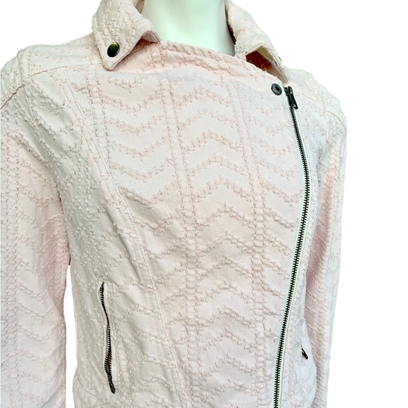 Free People faded denim moto jacket. - Picture 4 of 8